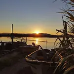 Juste Au Bout Du Chemin, L'etang * Le Barcarès